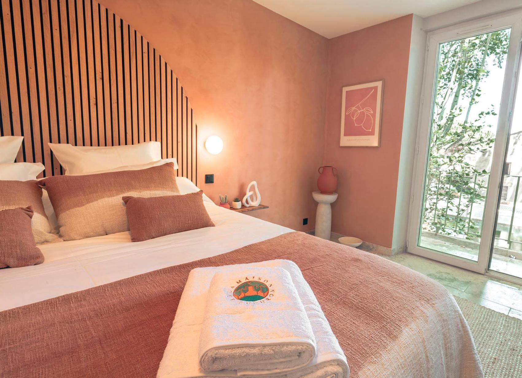 Les Suites De L'Etang Cucuron Luaran gambar